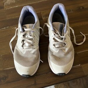 Girls Nike Star Runner Tennis Shoes